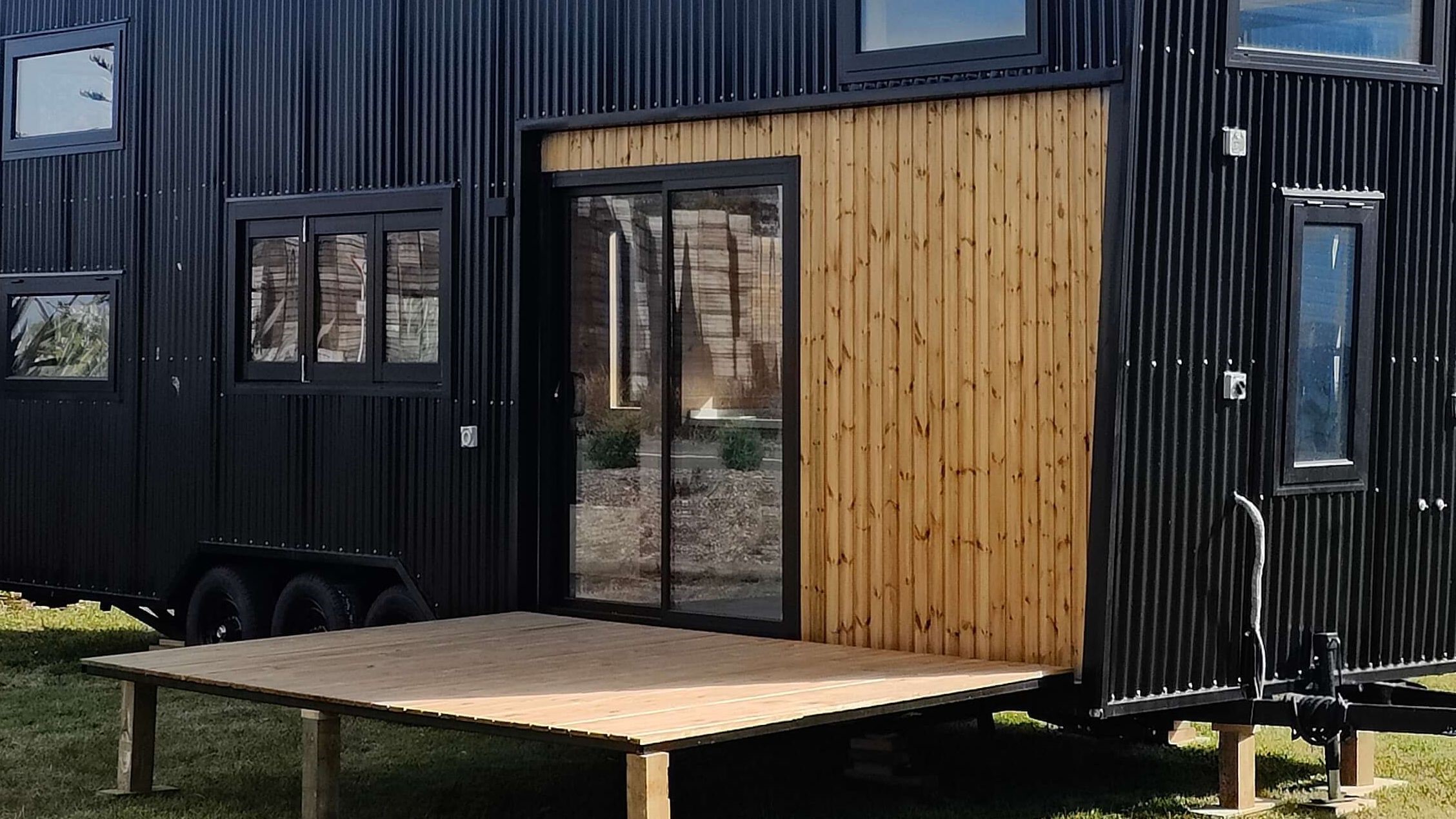 Redwood-Folding Wooden Deck